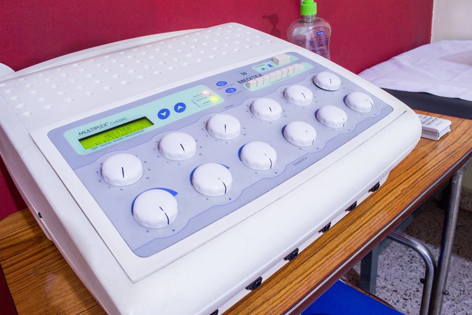 Equipamiento de electroestimulación AKI